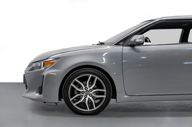 2014 Scion tC  10