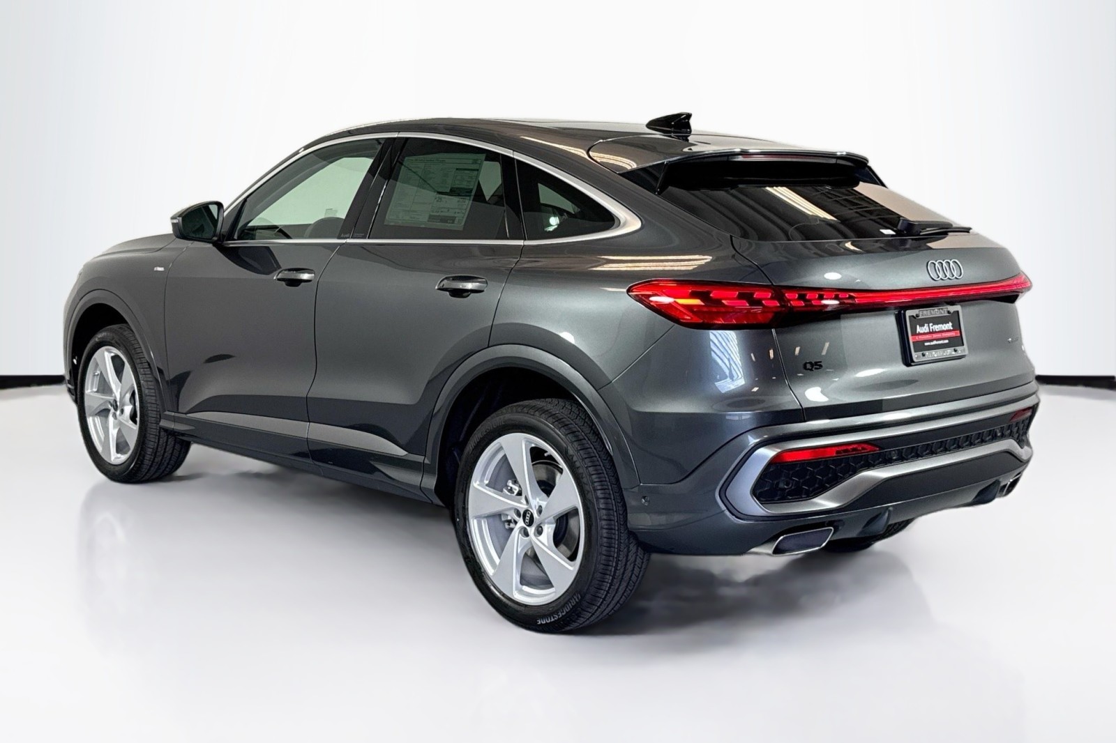 New 2025 Daytona Gray Pearl Effect Audi Premium Plus 2.0 TFSI quattro image 7