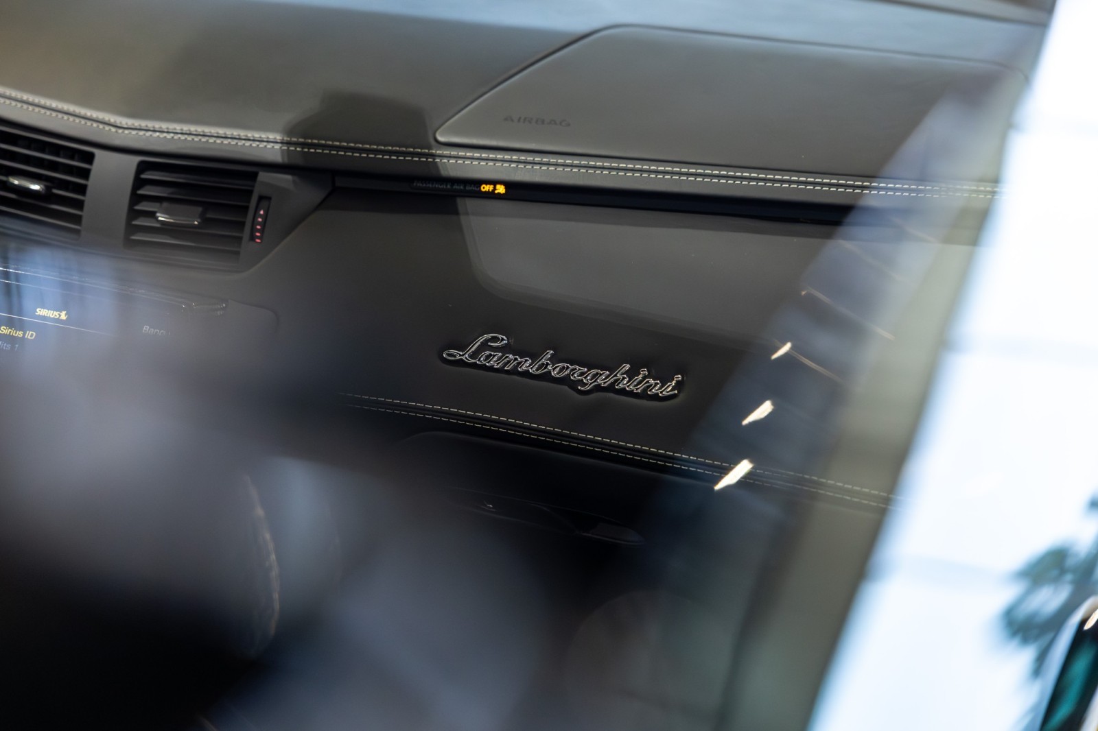 Used Car 2014 Lamborghini Aventador  Roadster - Grigio Antares Metallic - Transparent Engine Bonnet - Sensonum Sound System For Sale Under $440,000 In Boerne, Texas