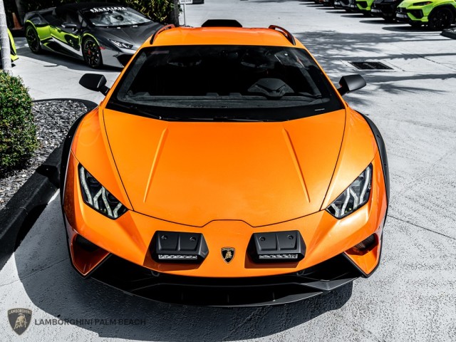 2024 Lamborghini Huracan Sterrato  in , 