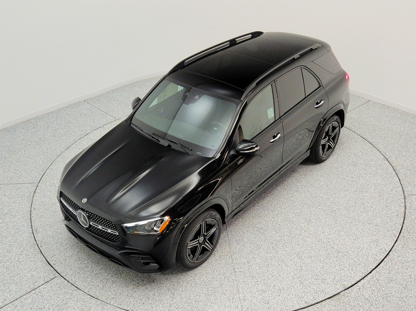 New 2026 Obsidian Black Metallic Mercedes-Benz GLE 580 4MATIC® SUV image 16