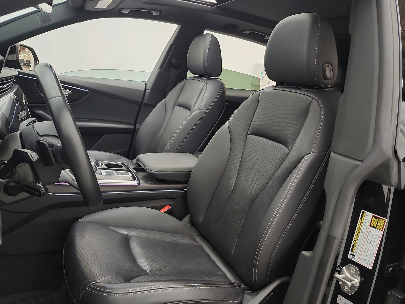 Used 2022 Mythos Black Metallic Audi Premium Plus 55 TFSI quattro image 10