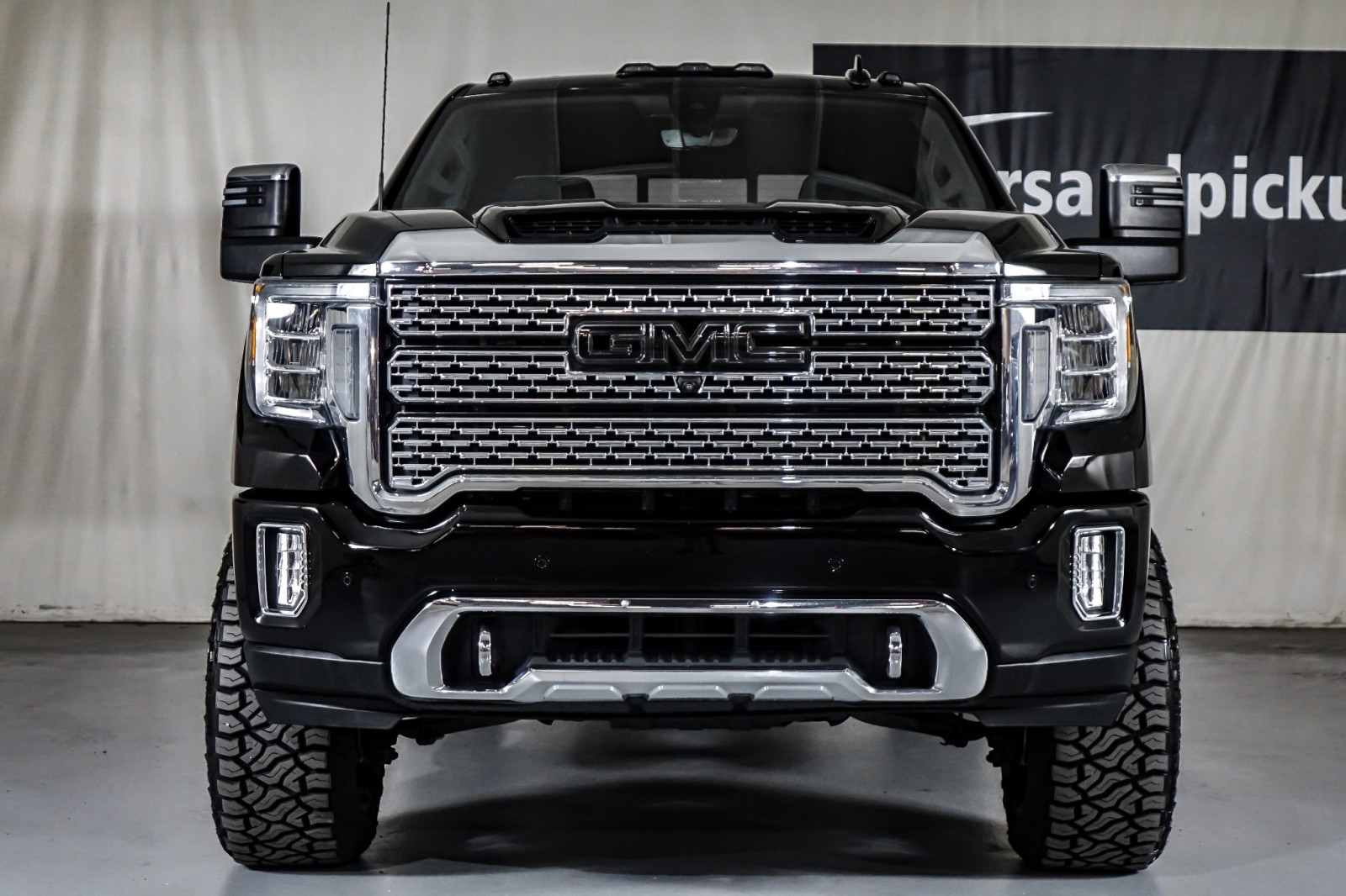 2020 GMC Sierra 2500HD Denali 3