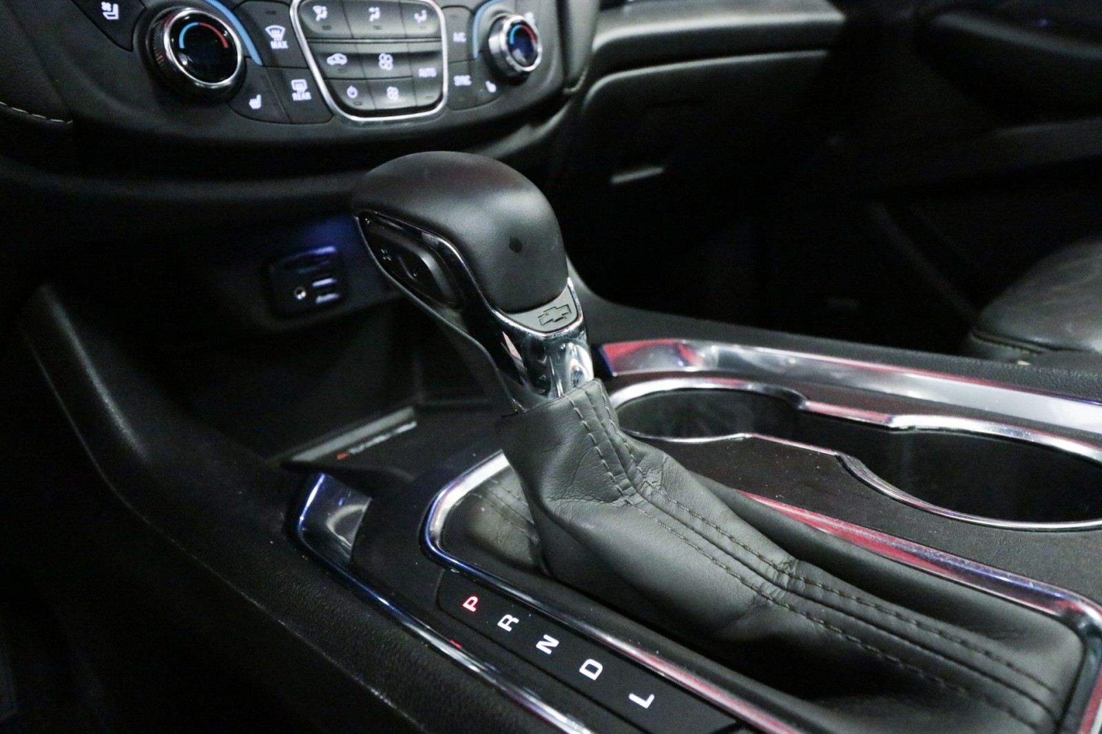 Used Car 2023 Chevrolet Traverse  Premier For Sale Under $30,000 In Austin, Texas