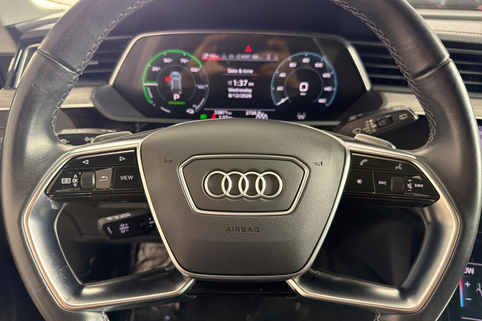 Used 2024 Manhattan Gray Metallic Audi Premium quattro image 23