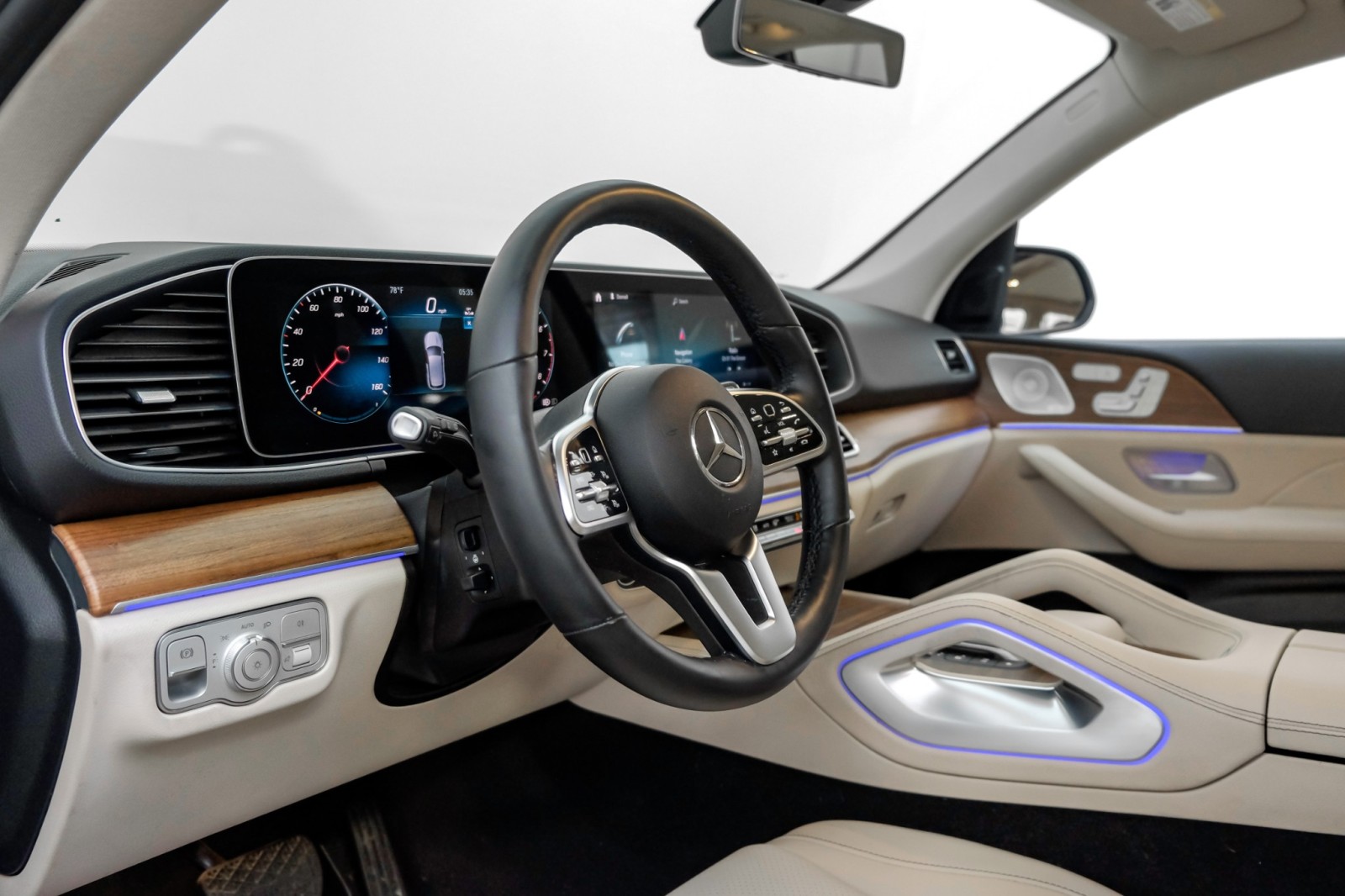 2023 Mercedes-Benz GLE 350 4MATIC AMGLine PremiumPkg AMGAlloys RunningBoa 13