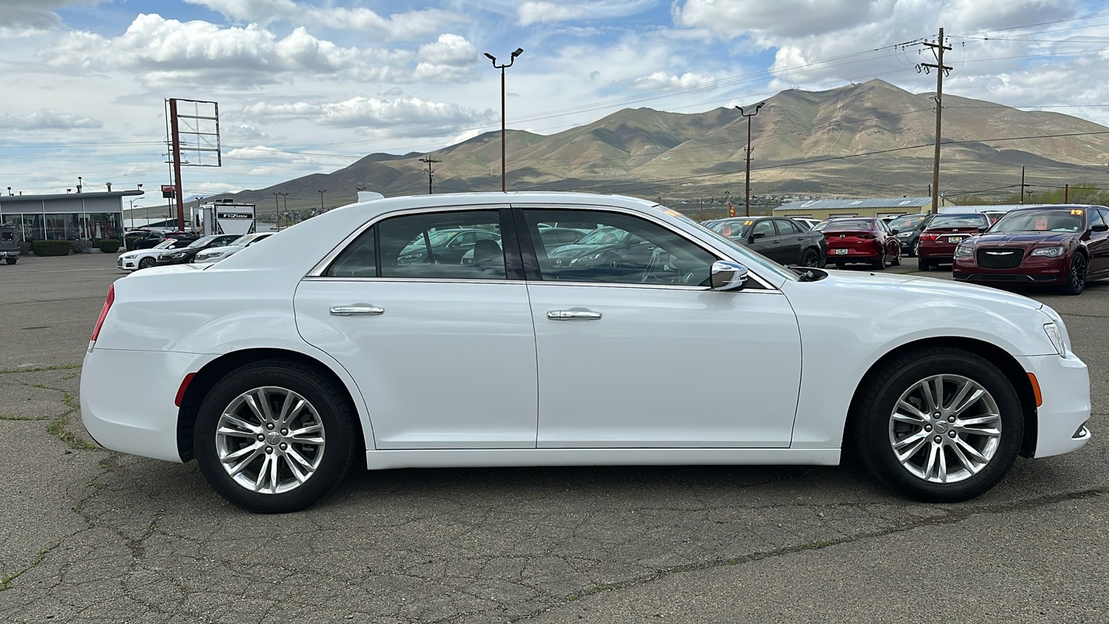 2016 Chrysler 300 300C 2