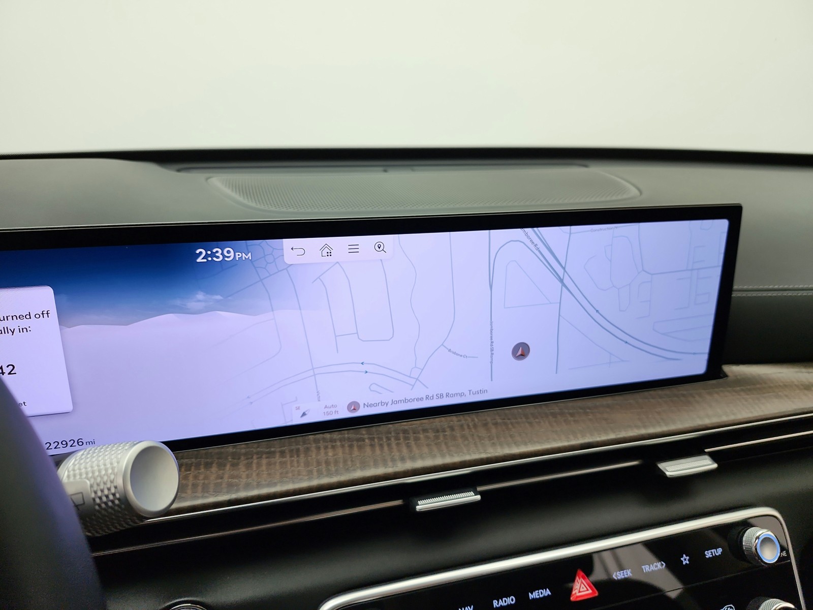 Used 2025 Uyuni White Genesis 2.5T Select AWD image 13