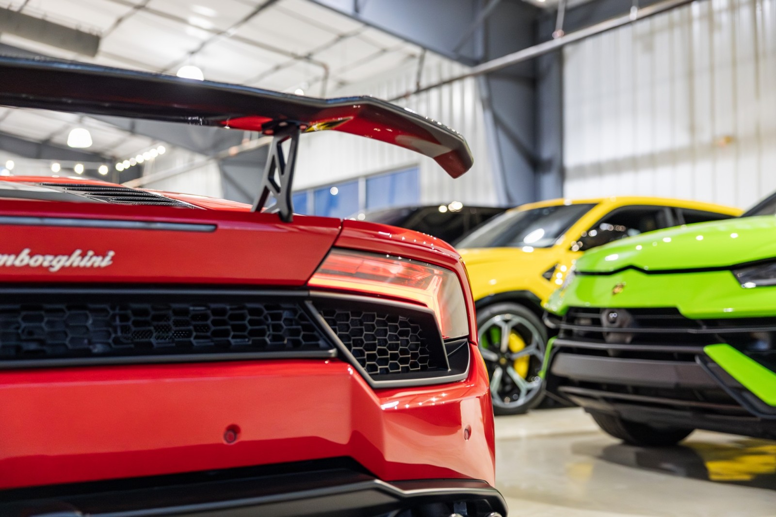 Used Car 2017 Lamborghini Huracan  - Giano Wheels - Rosso Mars Metallic - Transparent Engine Bonnet For Sale Under $220,000 In Boerne, Texas