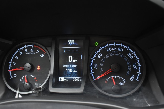 2023 Toyota Tacoma 4WD AppleCar Play Lane Departure Cruise Control Bed Step Sirius XM MSRP $37,207 19