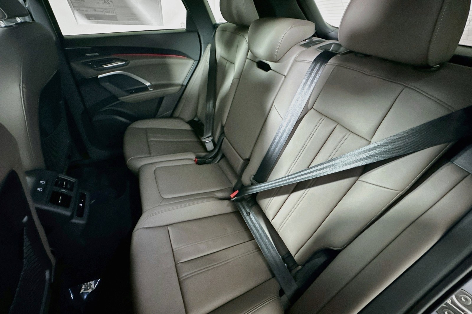 New 2026 Florett Silver Metallic Audi Premium Plus image 9