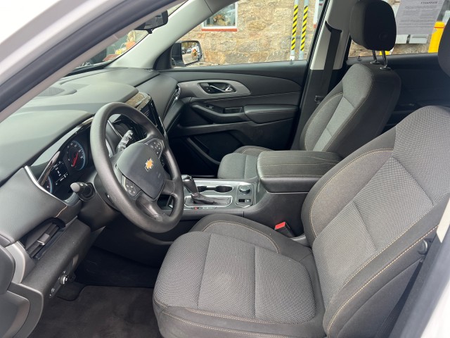 2020 Chevrolet Traverse LS 7