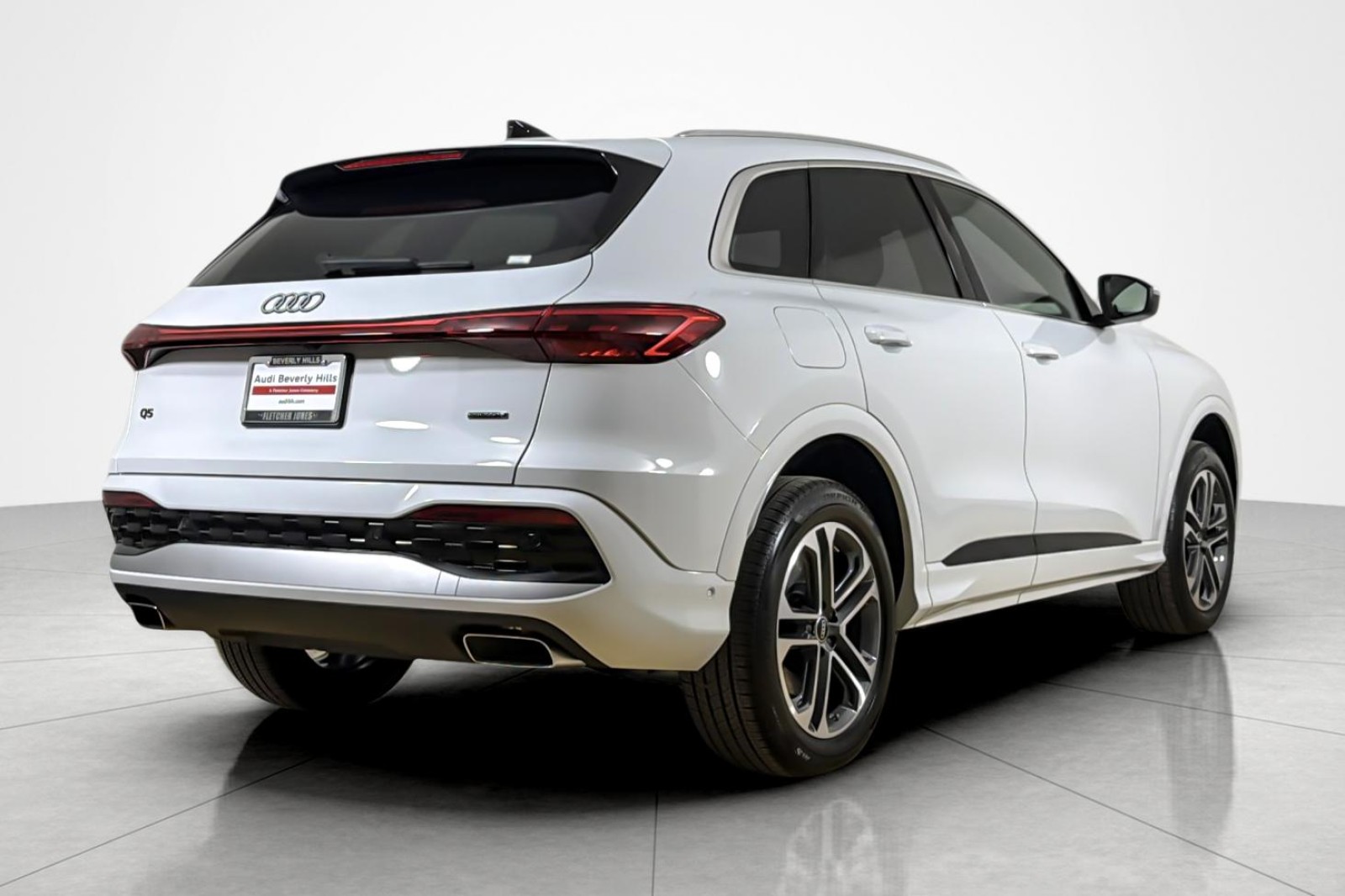 Used 2026 Glacier White Metallic Audi Premium 2.0 TFSI quattro image 5