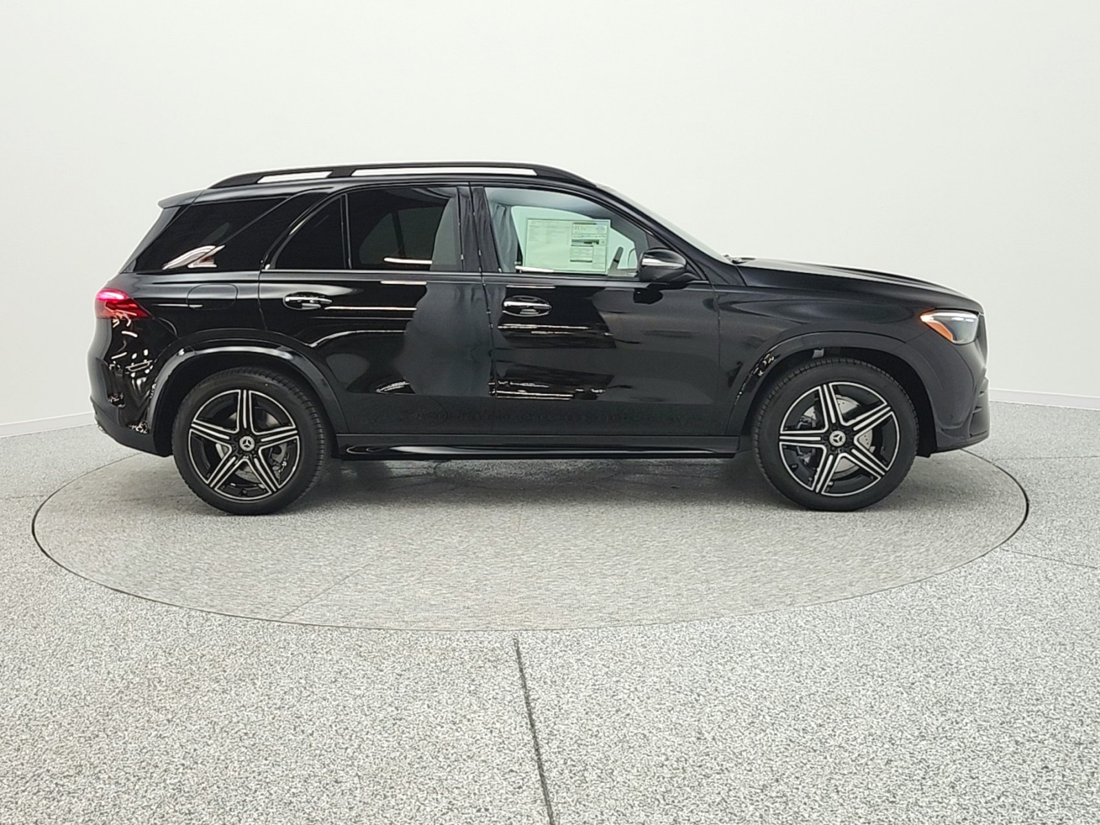 New 2026 Black Mercedes-Benz GLE 450 image 4