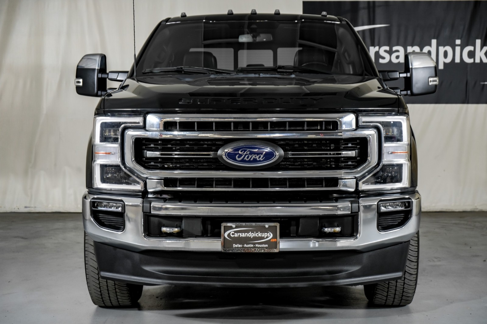 2022 Ford F-350 SRW Lariat 3