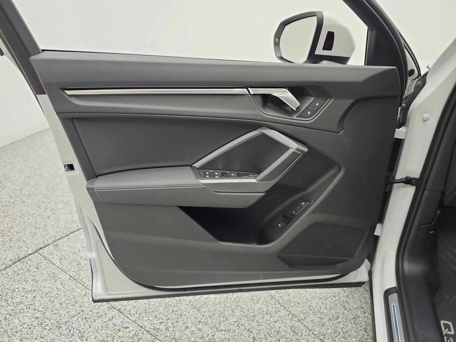 Used 2025 Glacier White Metallic Audi S line Premium image 12