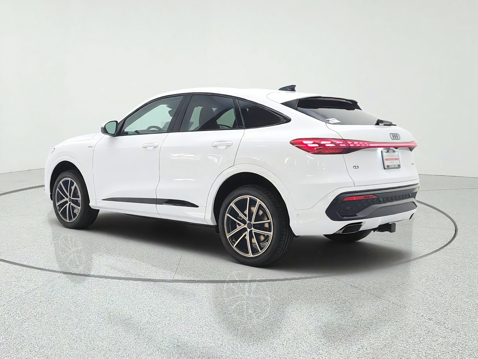 New 2026 Arkona White Audi Premium Plus 2.0 TFSI quattro image 7