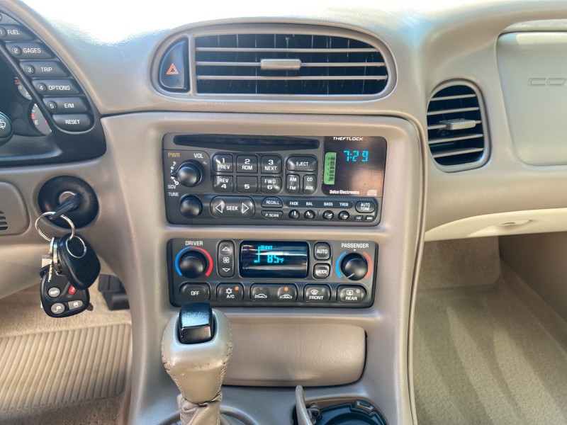 2003 Chevrolet Corvette 50TH CONVERTIBLE LOW MILES 6,742 in , 