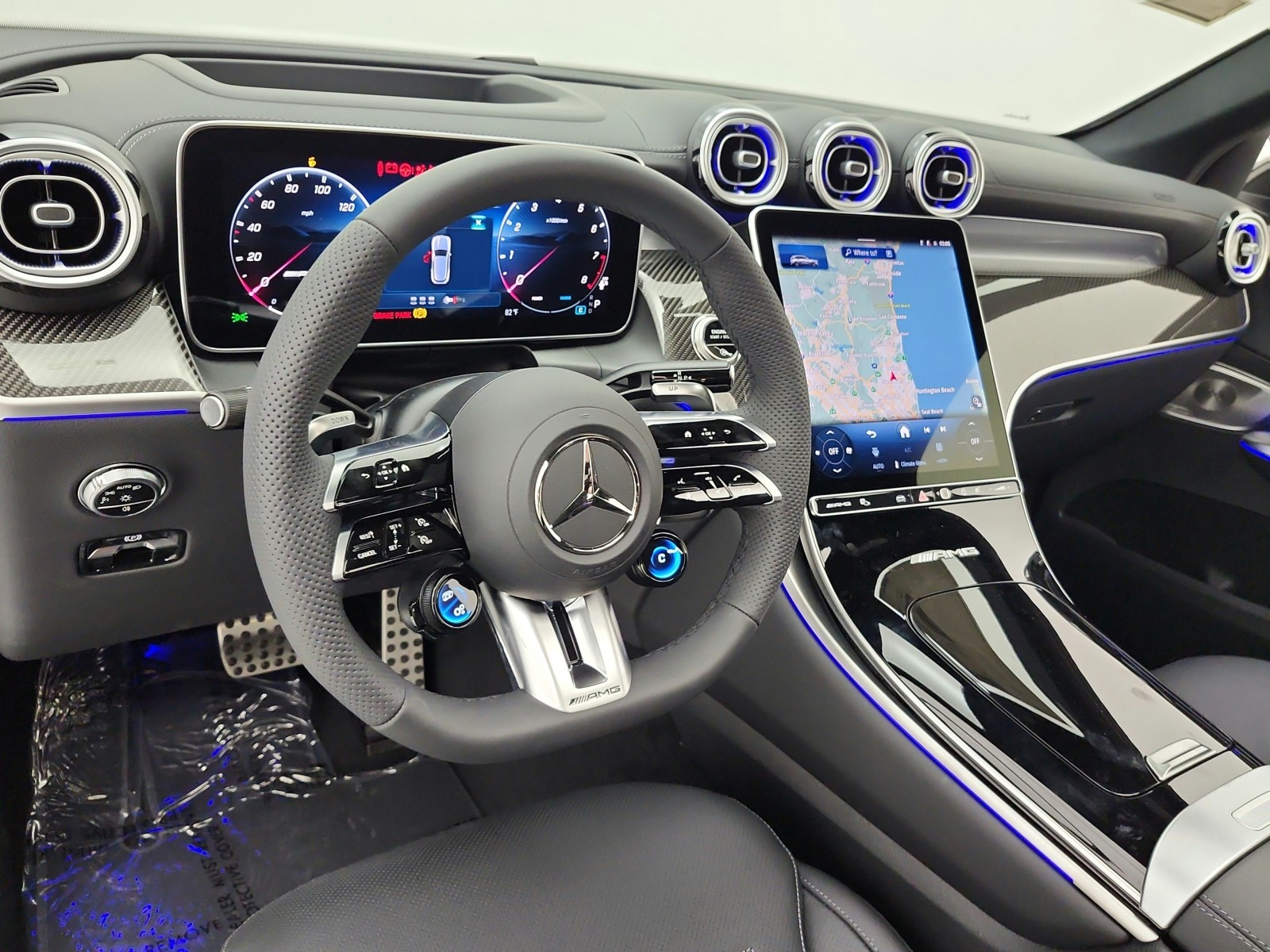 New 2026 Polar White Mercedes-Benz AMG® GLC 43 4MATIC SUV image 9