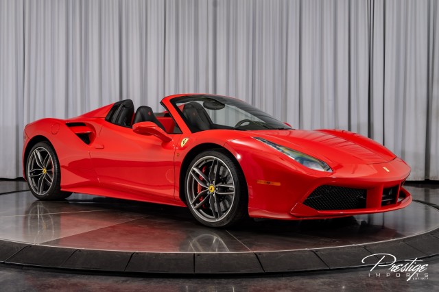 /2017 Ferrari 488-Spider