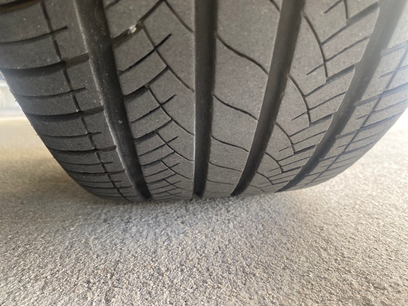 2013 Hyundai Genesis 3.8L LOW MILES 33,576 in , 