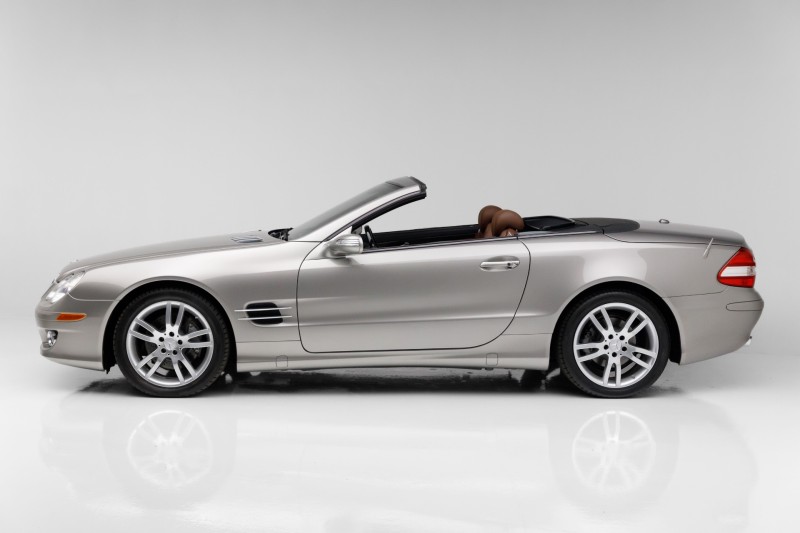 2007 Mercedes-Benz SL 550 50th Anniversary Edition 5.5L V8 in , 