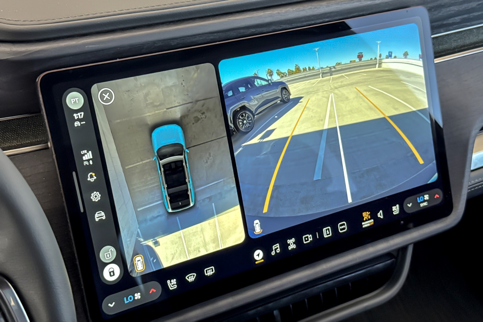 Used 2025 BLUE Rivian Adventure image 20