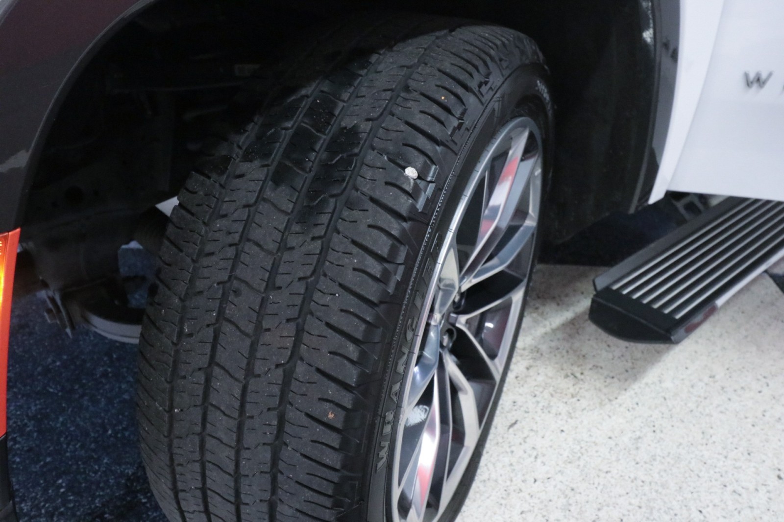 Used Car 2022 Jeep Wagoneer  Series Iii For Sale Under $35,000 In Austin, Texas