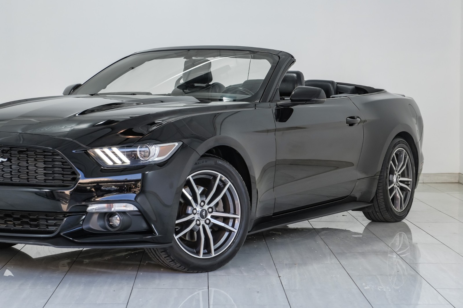 2016 Ford Mustang ECOBOOST PREMIUM AUTOMATIC LEATHER SEATS REAR CAME 43