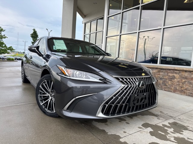 2023 Lexus ES