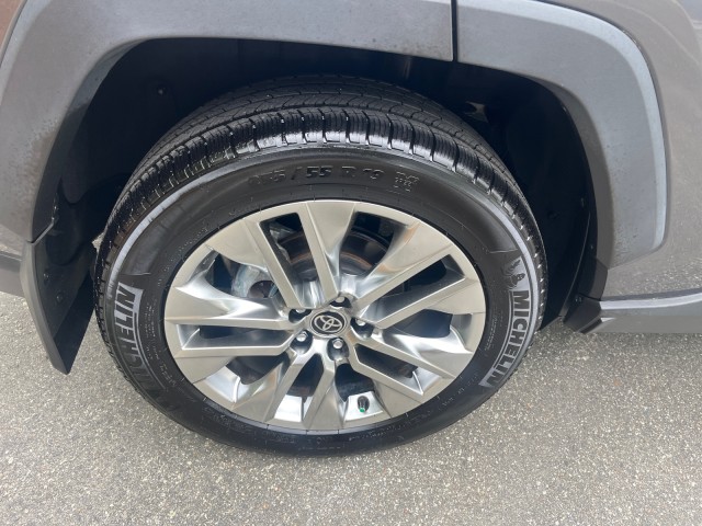 ToyotaRAV418