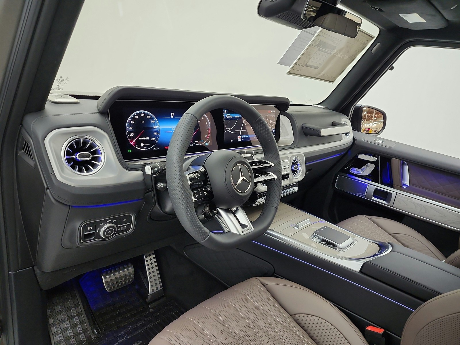 New 2026 MANUFAKTUR Monza Grey Magno Mercedes-Benz AMG® G 63 SUV image 9