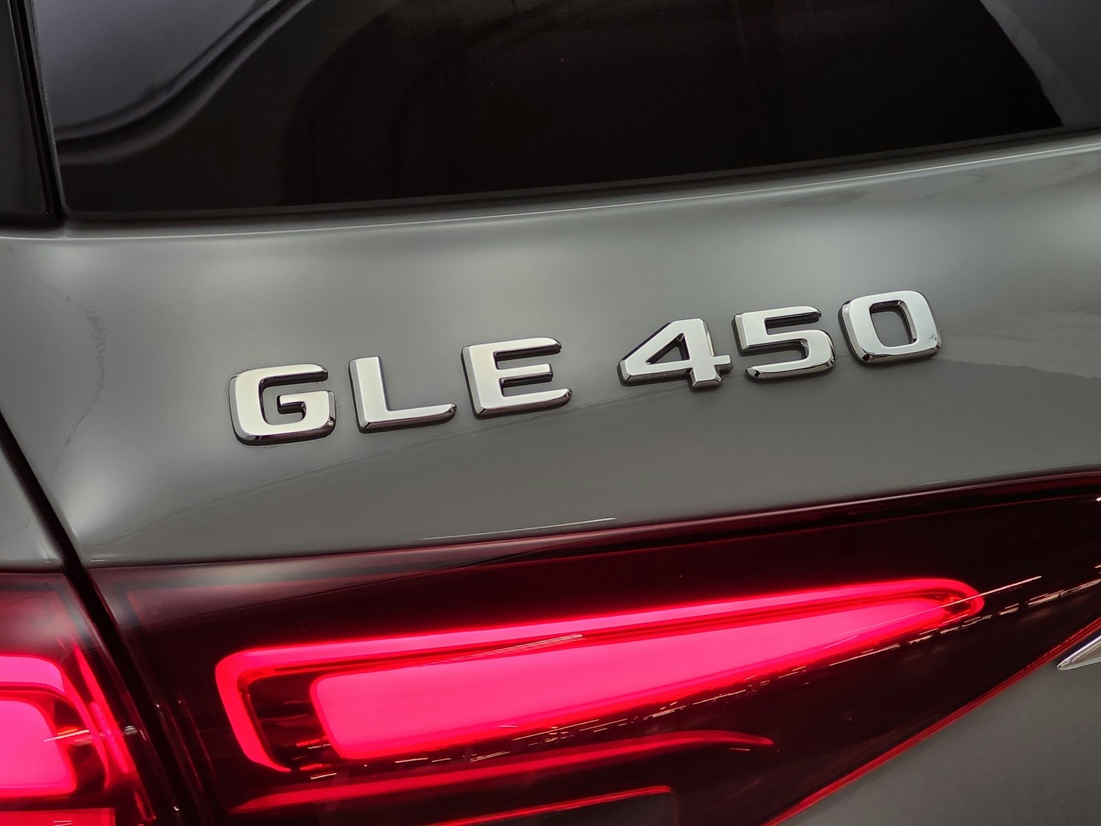 New 2026 MANUFAKTUR Alpine Grey Mercedes-Benz GLE 450 image 15