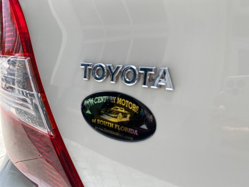 2003 Toyota Camry LE LOW MILES 61,005 in , 