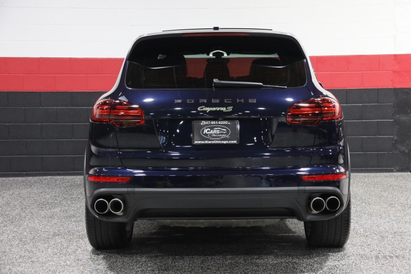 2016 Porsche Cayenne S E-Hybrid 4dr Suv in ,