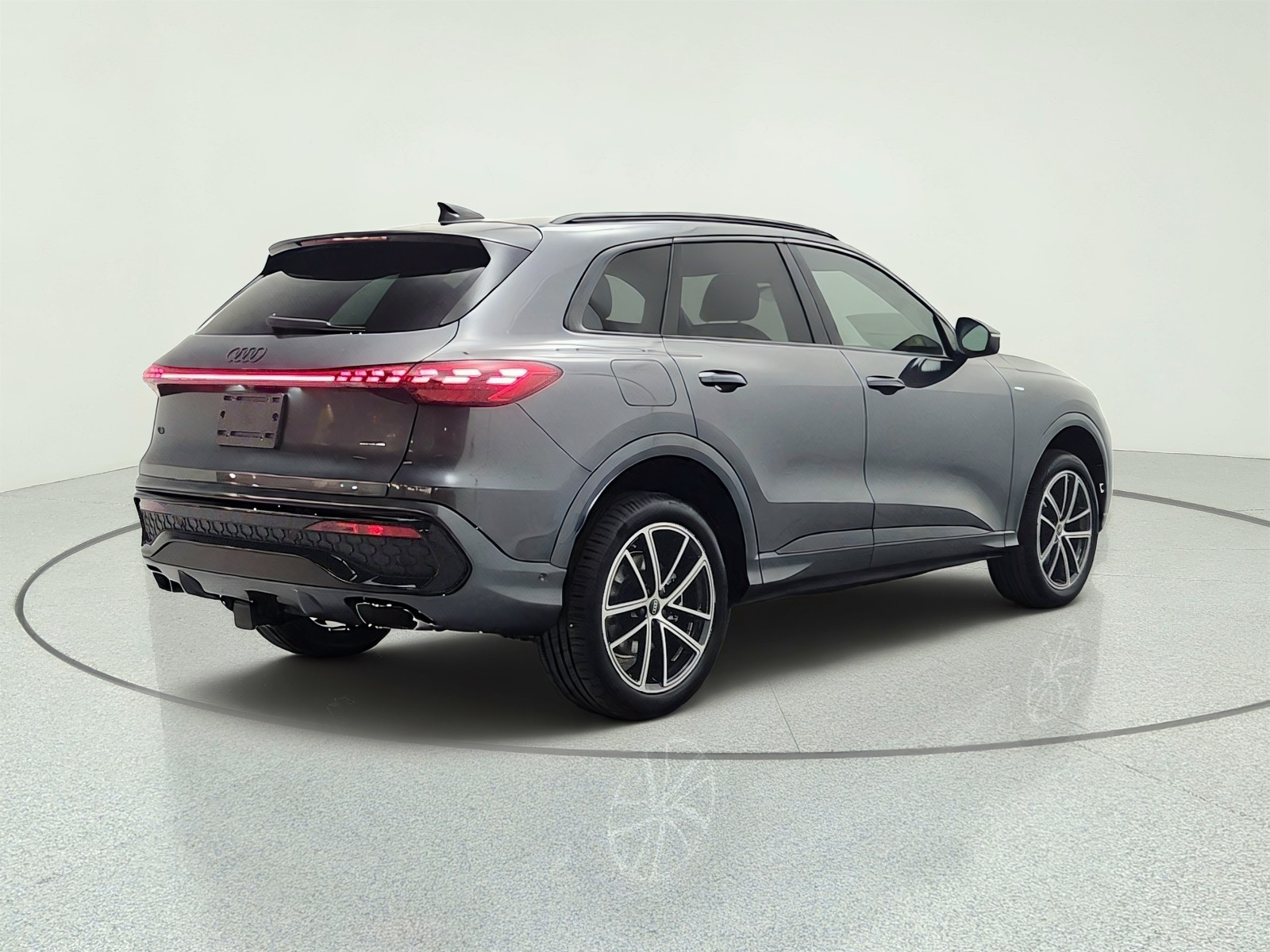 New 2026 Daytona Gray Pearl Effect Audi Premium Plus 2.0 TFSI quattro image 5