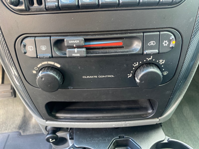 2006 Dodge Caravan SXT LOW MILES 28,367 1 OWNER HANDICAP LIFT in , 