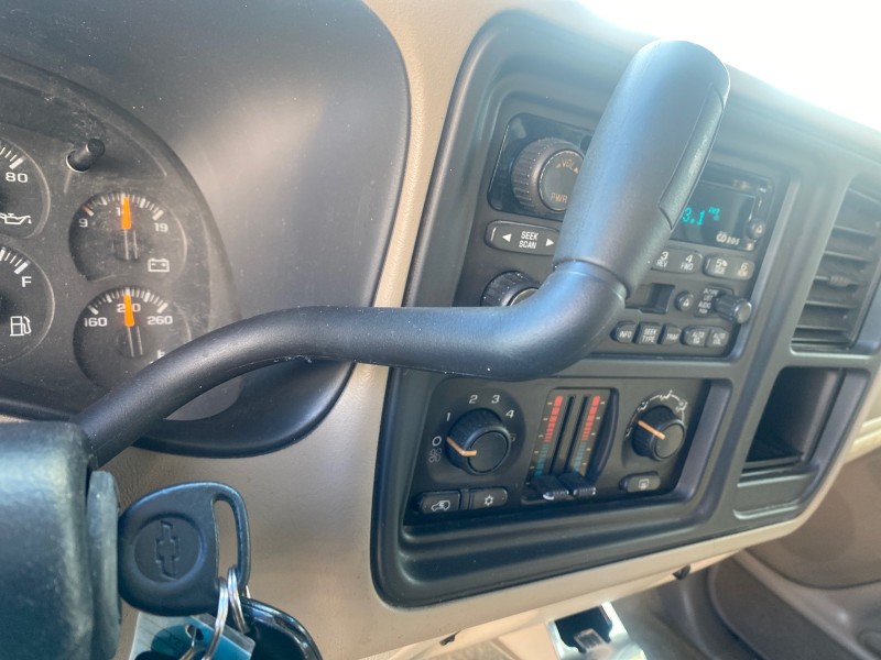2003 Chevrolet Suburban LT 1 OWNER NO ACCIDENTS in ,