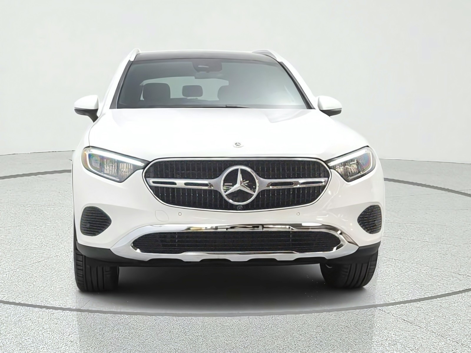 New 2027 Polar White Mercedes-Benz GLC 300 SUV image 2