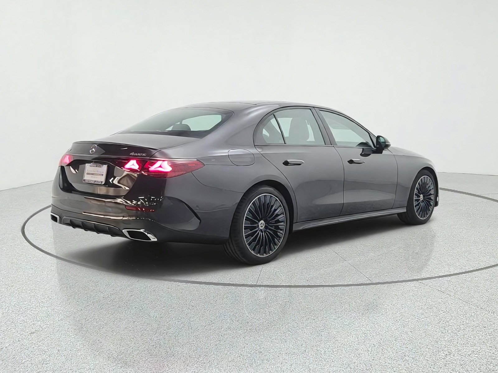 New 2027 Graphite Grey Metallic Mercedes-Benz E 450 4MATIC® Sedan image 5