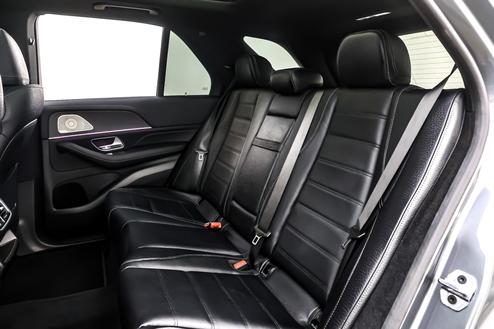 New 2025 Selenite Grey Metallic Mercedes-Benz GLE 450e image 8