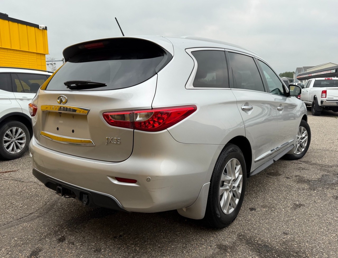 2013 INFINITI JX35