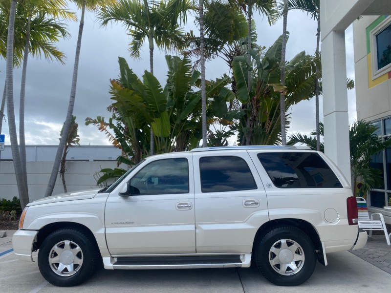 2002 Cadillac Escalade LOW  MILES 67,881 1 OWNER in , 