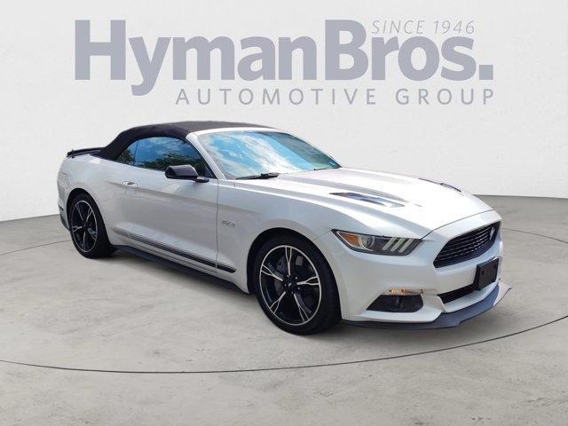 White Platinum Metallic Tri-Coat 2017 Ford Mustang Convertible Rear-Wheel Drive Automatic