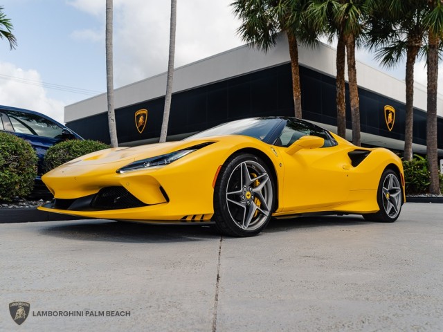 Ferrari F8 Spider