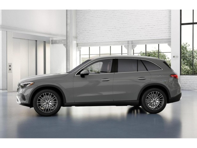 2025 Mercedes-Benz GLC GLC 300 34