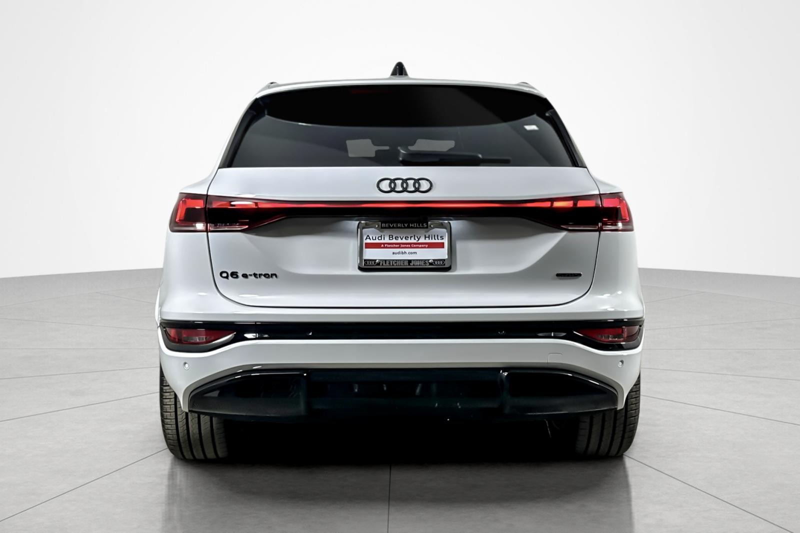 New 2027 Glacier White Metallic Audi Premium Plus quattro image 5