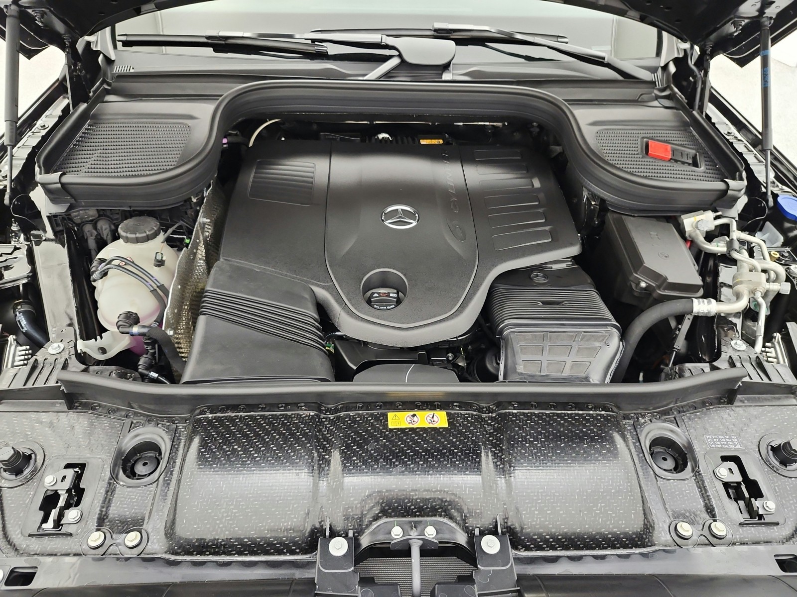 New 2026 Obsidian Black Metallic Mercedes-Benz GLS 450 4MATIC® SUV image 12
