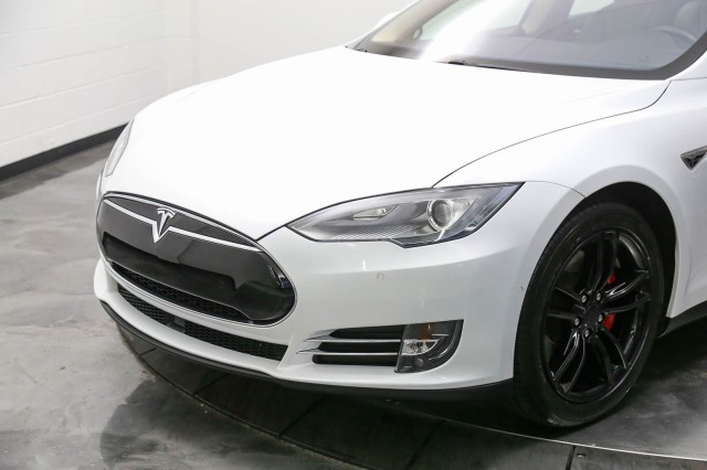 2016 Tesla Model S 70 kWh Battery 9