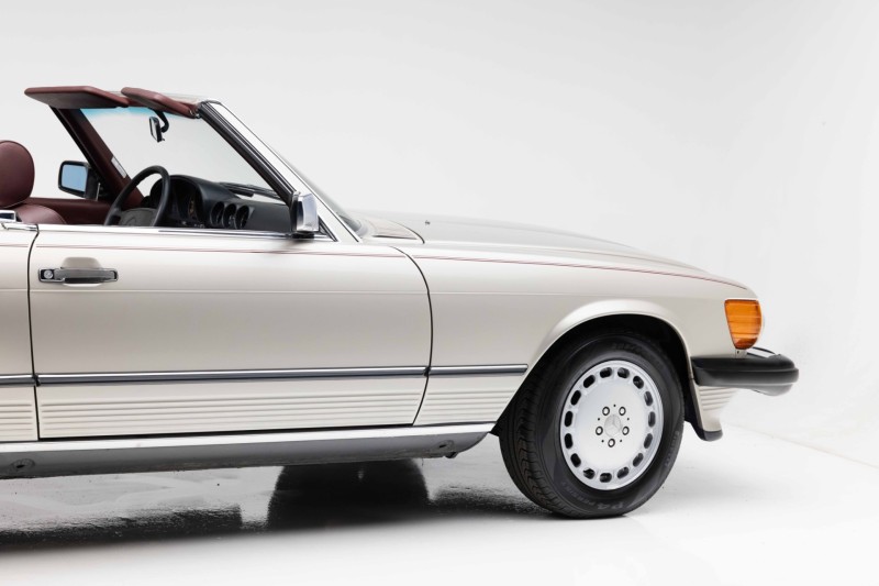 1989 Mercedes-Benz 560-Series 560 SL in ,